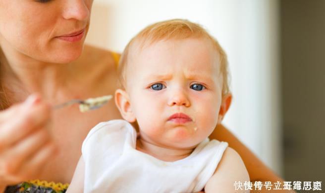 孩子的个子比同龄人低了大半个头3个因素压制孩子长高,快避开