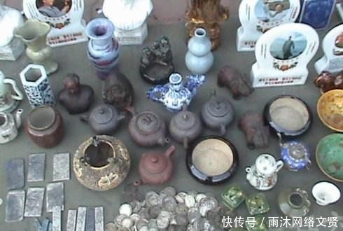 简单|老人重金买古董,被孙子摔坏后,才发现事情不简单!