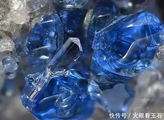 宝石界的“蓝色妖姬”，品种稀少又珍贵，你知道是谁吗？