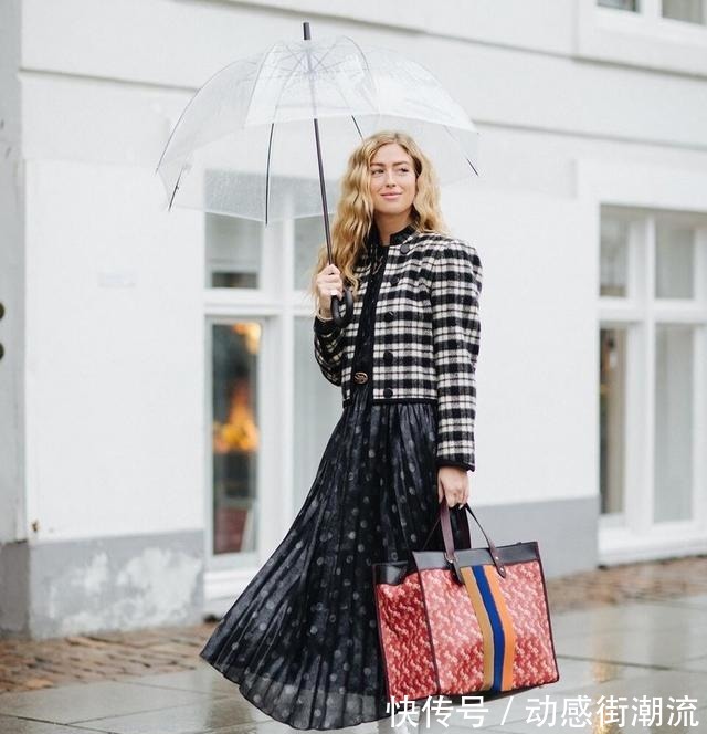 时尚|小香风外套怎么穿美配牛仔裤时尚又显年轻，好酷