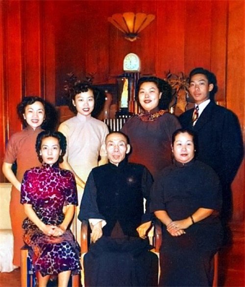 分手|孟小冬老照片:颜值出众,与梅兰芳分手后嫁杜月笙,晚年移居台湾