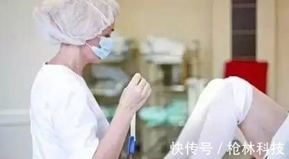 待产|“我不怕痛,我只在乎尊严”,90后宝妈产房尴尬经历,看了揪心