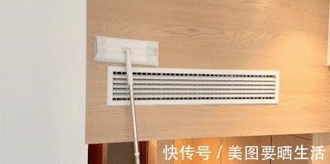 地面毛絮灰尘多偷学家政一招，地板锃亮！