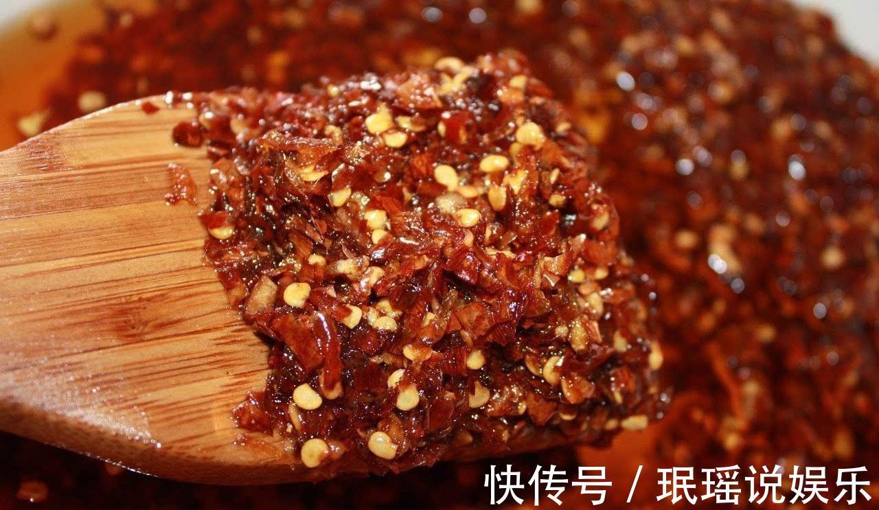 辣椒油怎么炸才香凉皮店老板的秘制配方,简单易学,拌啥都好吃
