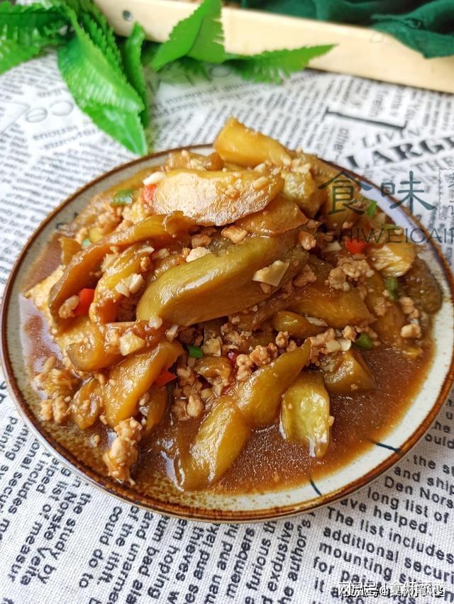 肉末|这菜夏天吃最好，3块钱一斤，鲜香入味，一周吃2次，低热量抗衰老