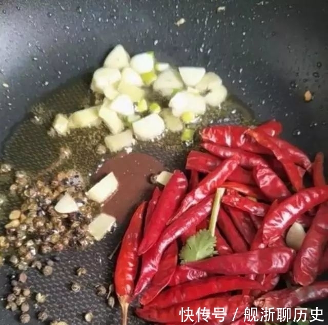 牛肉最过瘾的吃法，麻辣鲜香有嚼劲，做法简单，一看就有食欲