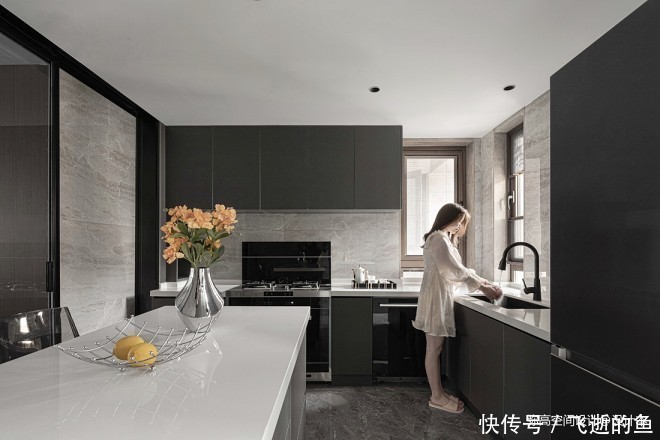 衣帽间|愈归|轻奢淡雅的家,让设计回归生活