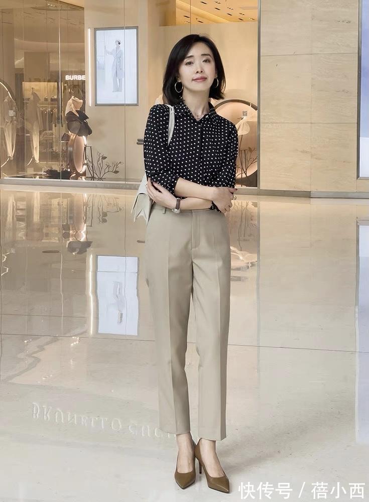 半身裙|这才是40+女性该有的高级穿搭,优雅知性又大气,温柔了整个秋季