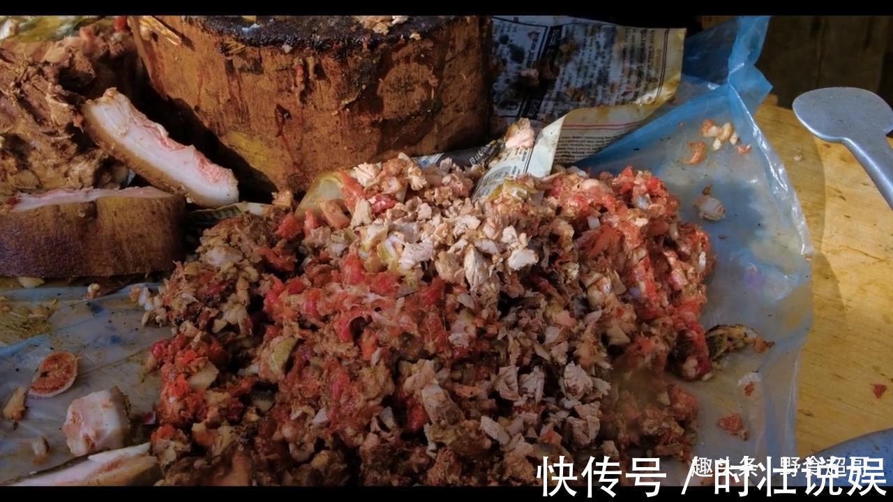 咖喱粉|尼泊尔兄弟家女儿长大了,引无数帅哥到家中玩,一起包猪肉饺子