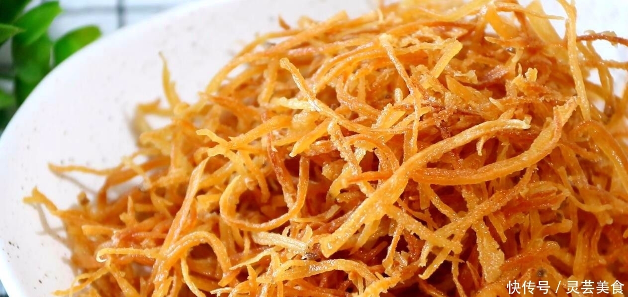 教你杏鲍菇的简单做法,只用两种调味料就搞定,咸香酥脆