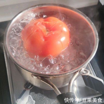 〔一人食〕暖洋洋香辣番茄鳕鱼锅