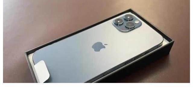 处理器|库克开始发飙，iPhone 12 Pro Max宣布降1700元，还买啥安卓？