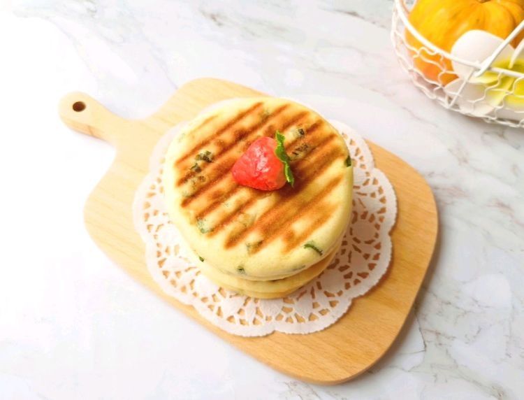 教你做家庭版的发面葱油饼,松软可口,比面包还好吃