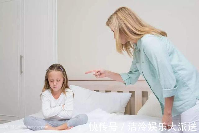 批评|孩子做错事,这3种批评方式不可取,不仅伤自尊,长大还记恨你