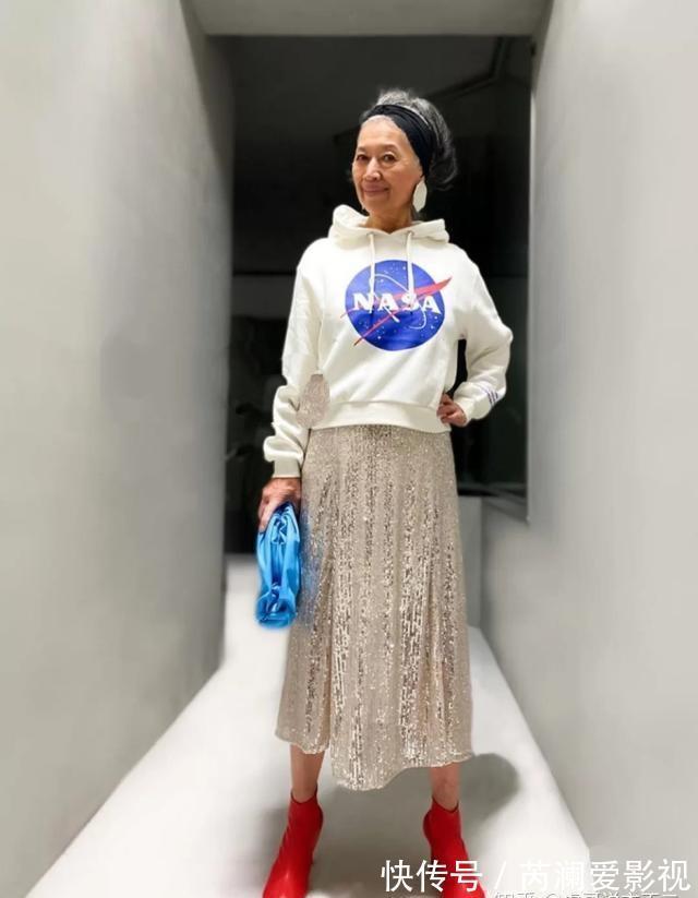 内藤|年纪大要学会优雅，看日本老太秋冬时髦穿搭，每一套都是借鉴模板