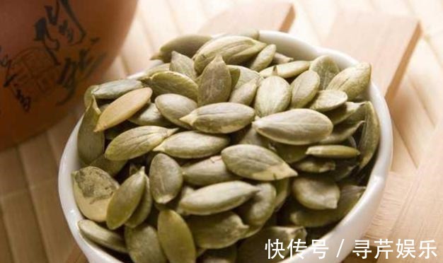 生殖系统|南瓜子营养丰富,吃南瓜子有什么功效和作用,吃南瓜子有哪些禁忌