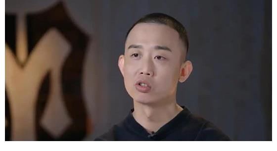 前輩|《披荊斬棘的哥哥》周延在前輩面前裝大哥，陳小春霸氣回應護短