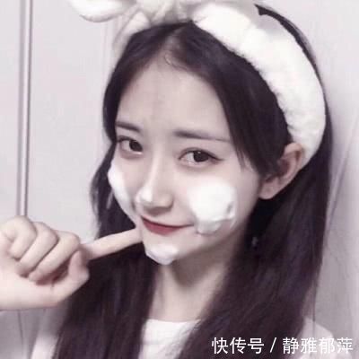 女生刚睡醒就有这“3行为”,颜值一定差不了,全占就捂嘴偷笑吧