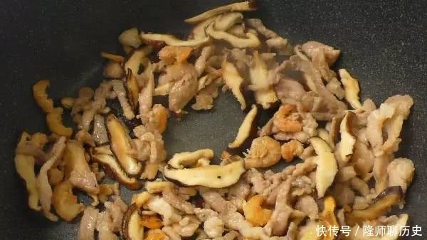 白菜|白菜炒年糕的好吃做法,不收藏就亏啦!