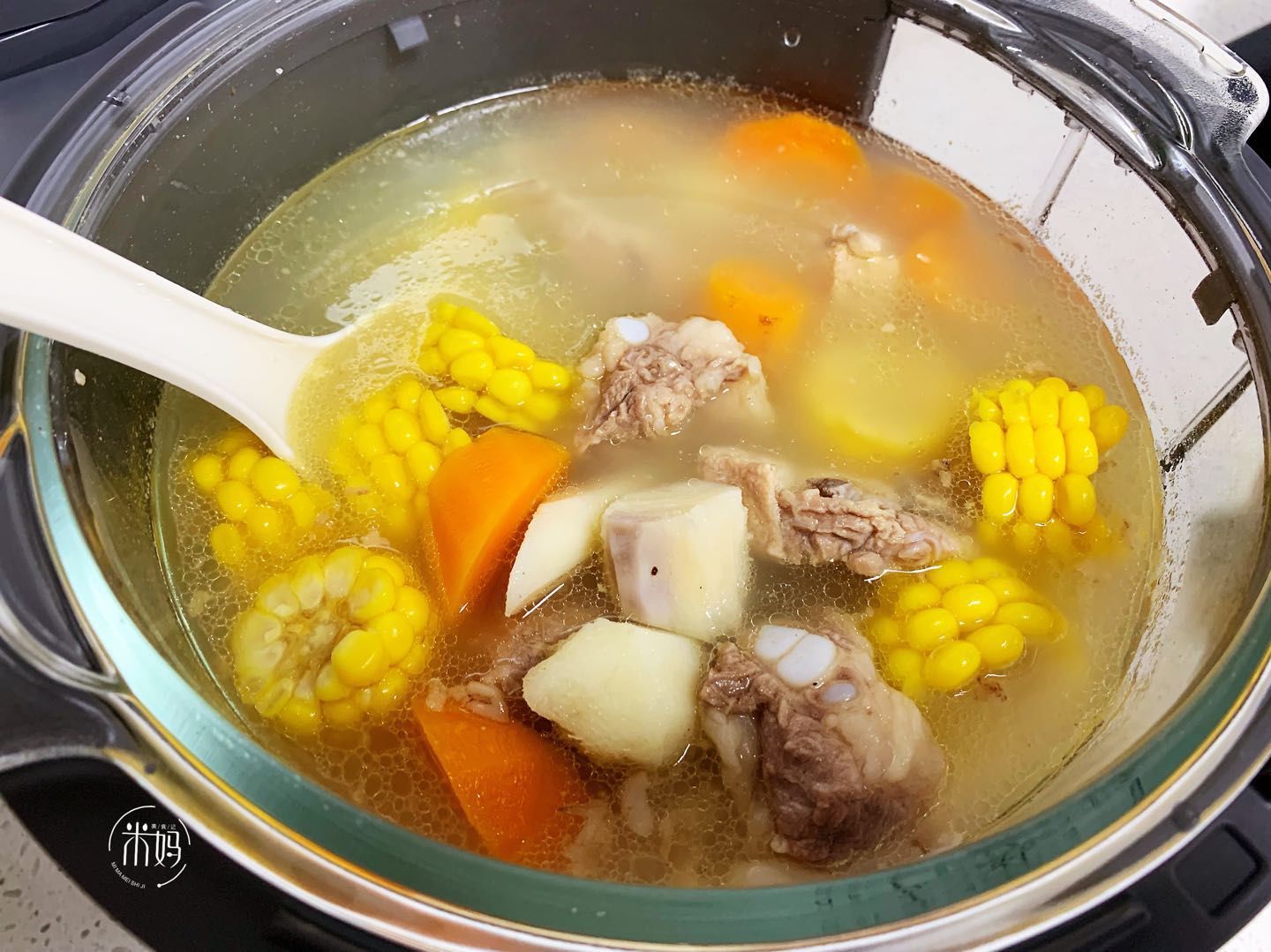 清甜|夏天我常给孩子煮这汤,清甜鲜香营养极好,一斤35,贵也值