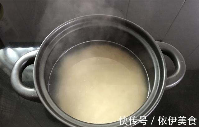 燕麦|减脂期不知道如何吃早餐?试试此款早餐粥,无糖低脂,好吃不怕胖