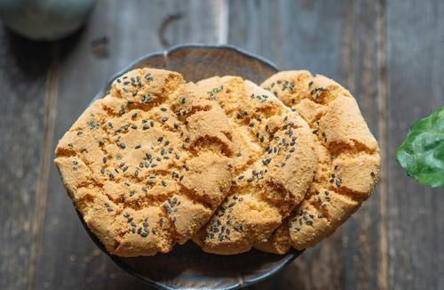 外面20一斤的桃酥,自己在家就能做,香甜又酥脆,做法简单成本低