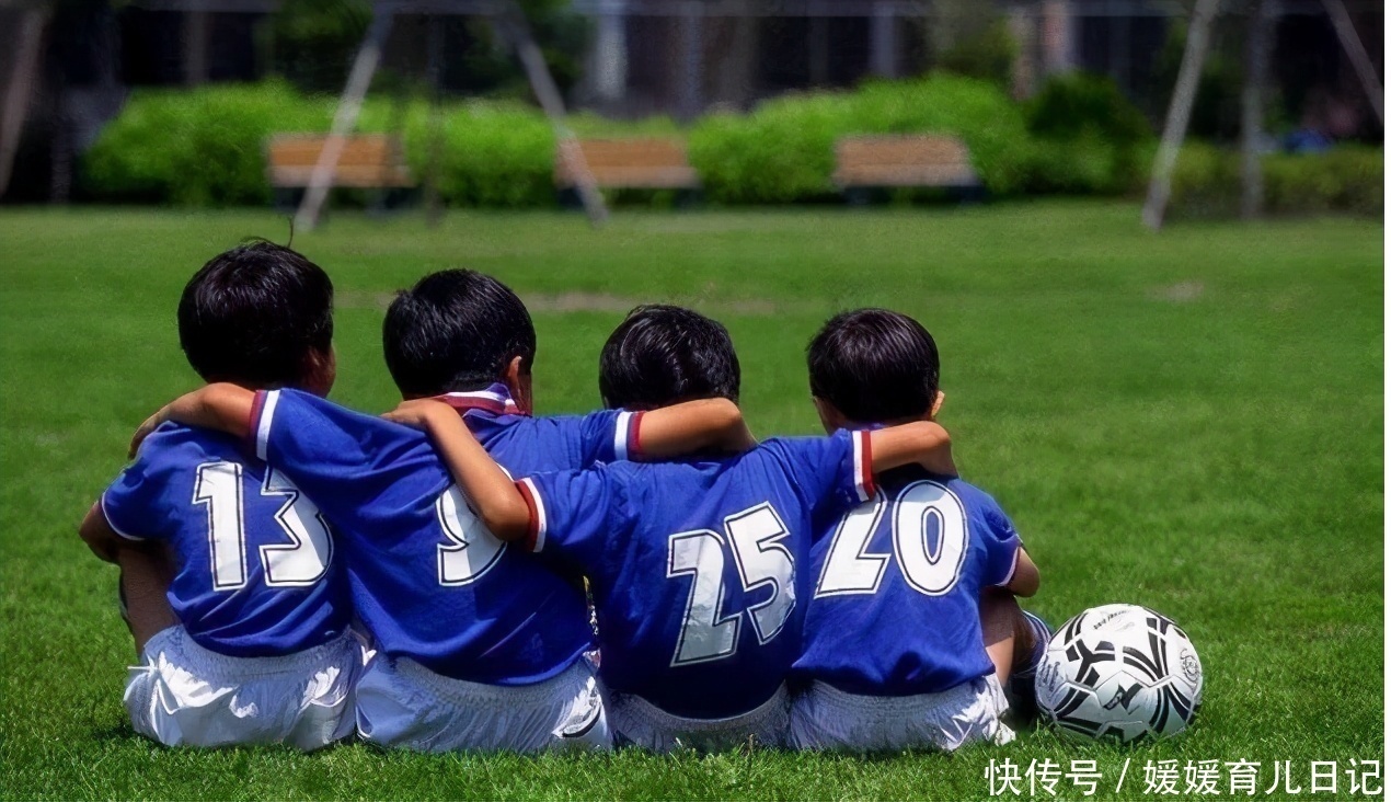 数值|180厘米身高遭嫌弃?男孩理想“身高数值”惹争议,确实有些矮