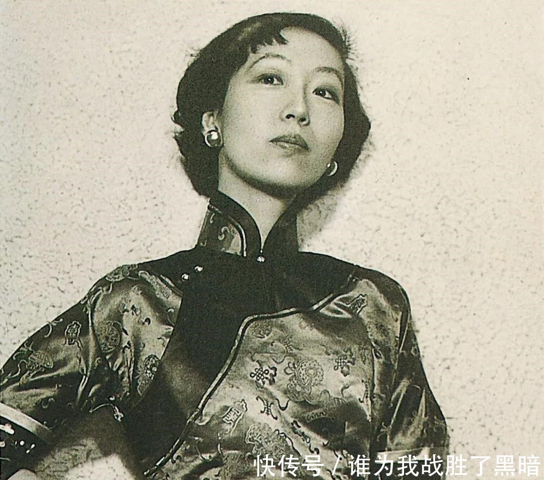 张爱玲晚年时,4年搬家一百多次,她究竟是在躲避什么东西!