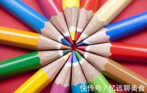 抑郁质|喜欢这个颜色的孩子是“抑郁质”,生活中有4个表现,家长要注意