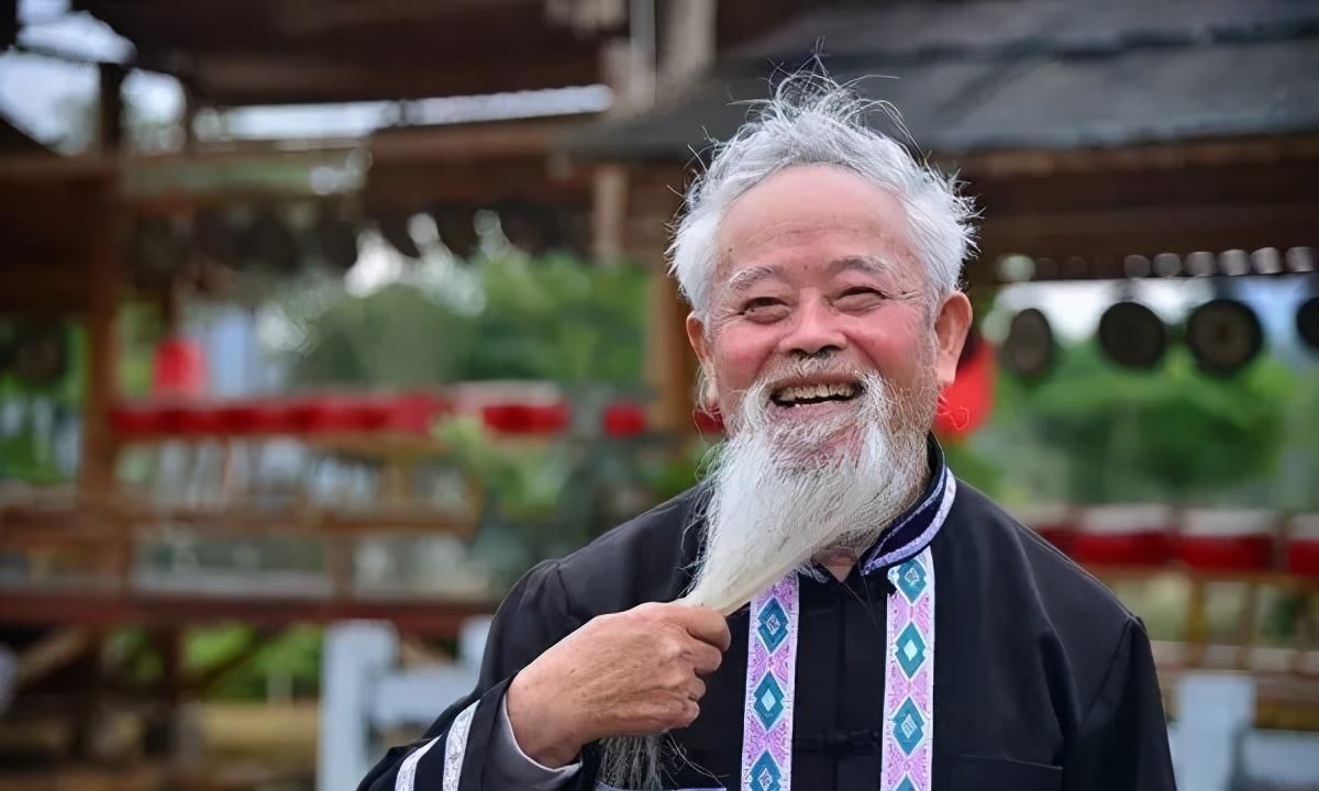 腰围|无论男女，50岁可见寿命长短？长寿还是短命，就看这几个表现