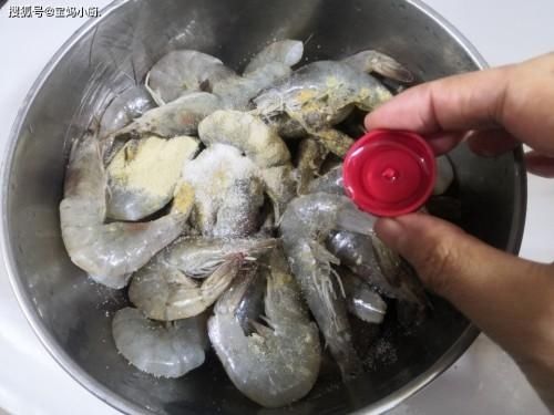 春季常吃这道菜，不长肉还鲜美，比吃猪牛羊肉强，几分钟就上桌