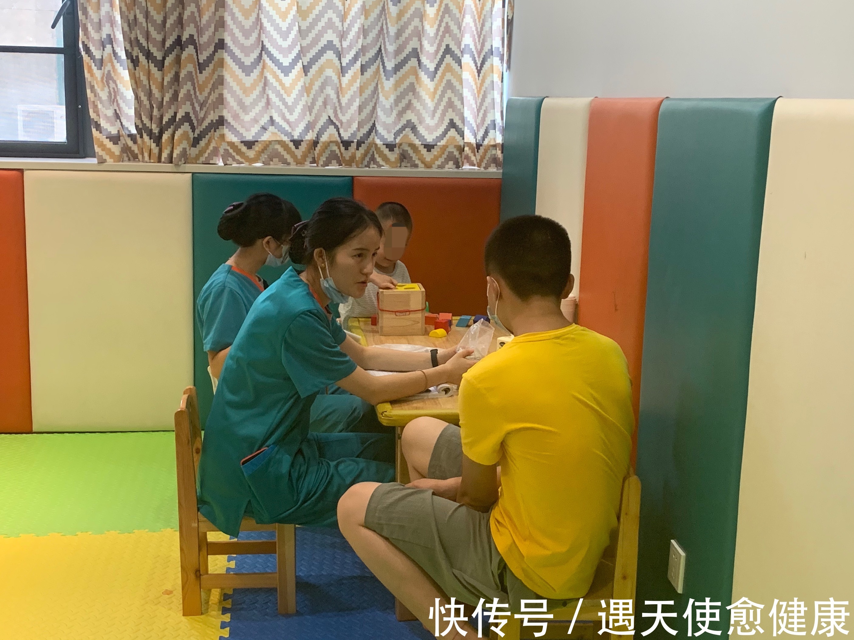 td|孩子抽动症状刚改善,又冒出注意力不集中多动的毛病!哪里出问题