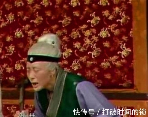 丫鬟#说说《红楼梦》里的女奴结构,谁才是站在金字塔尖的人?