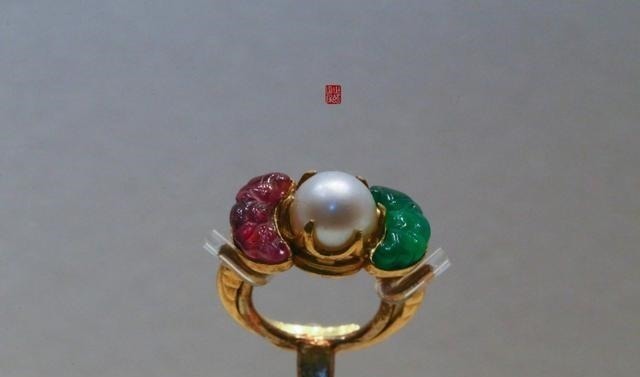 宝石$古代的金镶珠宝戒指有多溜,从宝石到猫眼石,你想不到的全都有!
