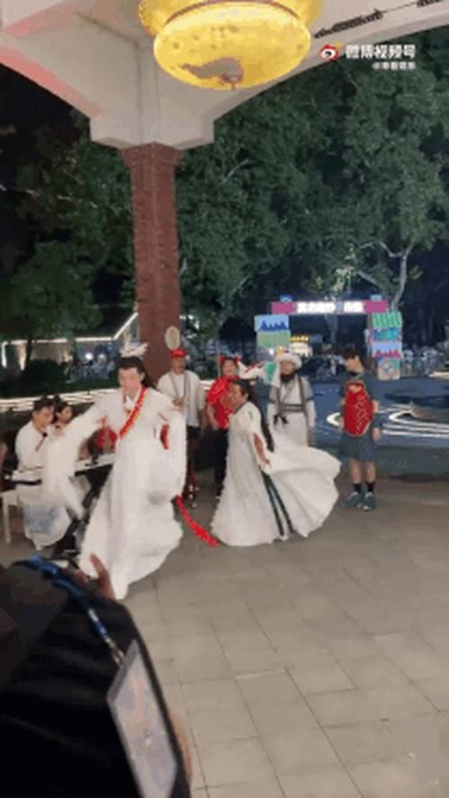 路透|《環(huán)游記3》范丞丞合照拍出名場面！全網(wǎng)拍不到楊洋的原因是這個