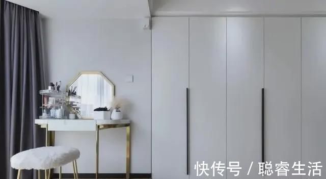 阳台|原来卧室带阳台还能这样装,瞬间多出一间房