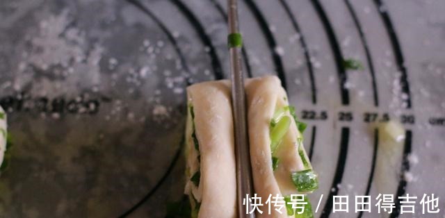 小苏打|香葱花卷怎么做牢记3个重点,暄软有嚼劲,葱香味浓,比买的好!