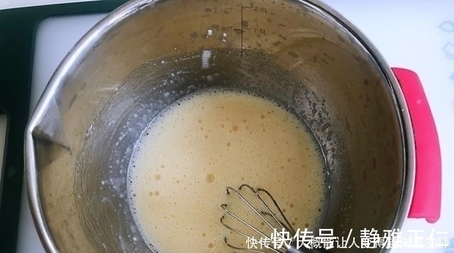 炼乳|女人要多吃它，松软香甜又养颜，不用揉面，个个开花，比蛋糕好吃