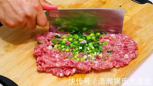 比肉馅还香的饺子,茄子当馅,不油腻口感更绵软