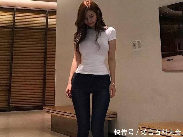 美女|自由美搭的牛仔裤美女,身姿曼妙,魅力百分百!