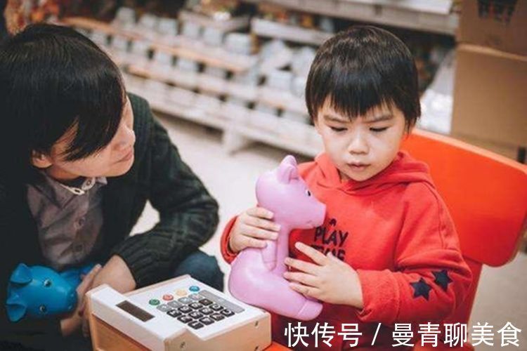 大人物|玩具被抢时孩子的表现,暗示将来能否成为“大人物”,一般错不了