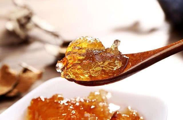 雌激素|更年期的女人，多吃4种食物，补充雌激素，失眠不见了，更显年轻