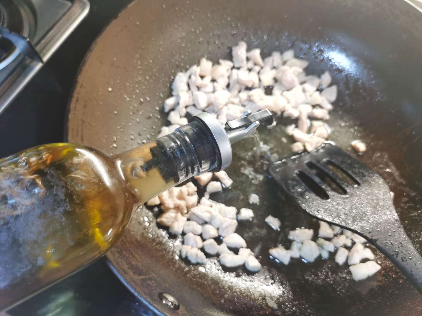 五花肉|好吃到跳脚的自制炸酱面,连吃三碗不过瘾,口感饱满,回味无穷