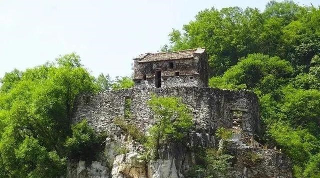 土府|普定神秘的土府遗址——安札古城墙