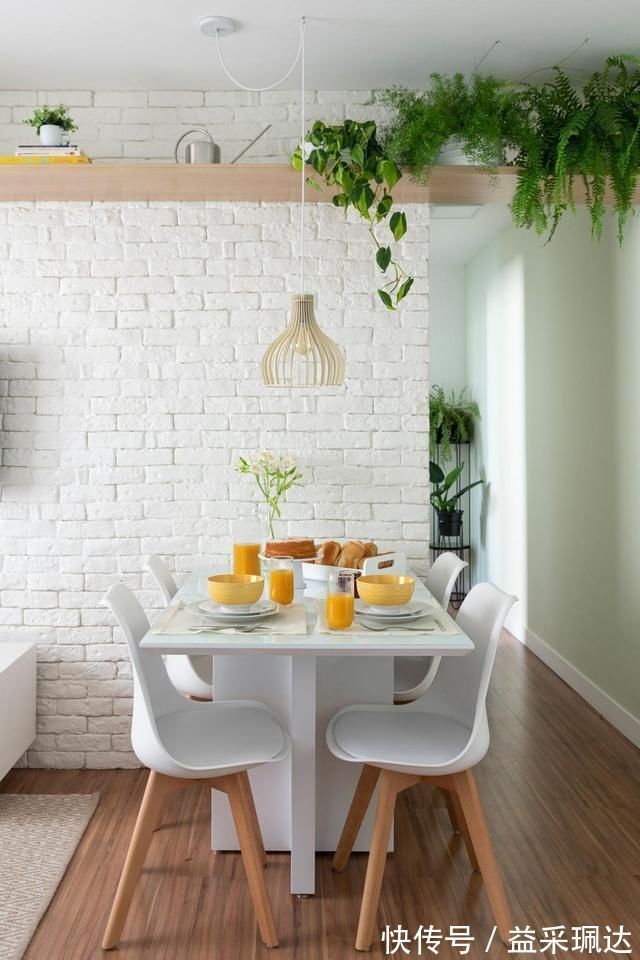 蜗居|虽然没阳台,也没有书房,但布置温馨,小夫妻蜗居52㎡的家也满足