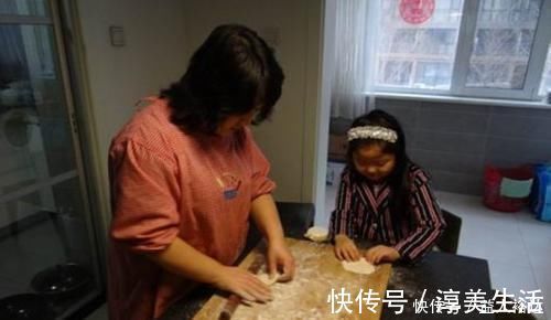 爸妈|长大后疏远妈妈的孩子,大都经历过三件事,妈妈年轻的习惯是祸根