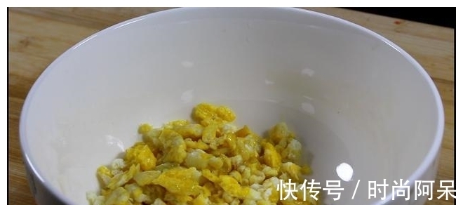 饺子皮|调韭菜馅时，不要把调料顺序放错，否则不香，还容易露馅