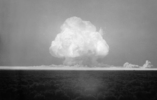 世界上被核弹炸过最多的地方!699枚核弹,将沙漠炸得如同月球