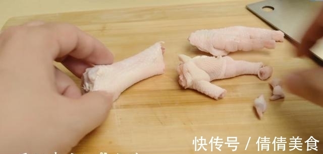 泡椒凤爪最好吃的做法,简单美味又馋人,看看你喜欢吃不?