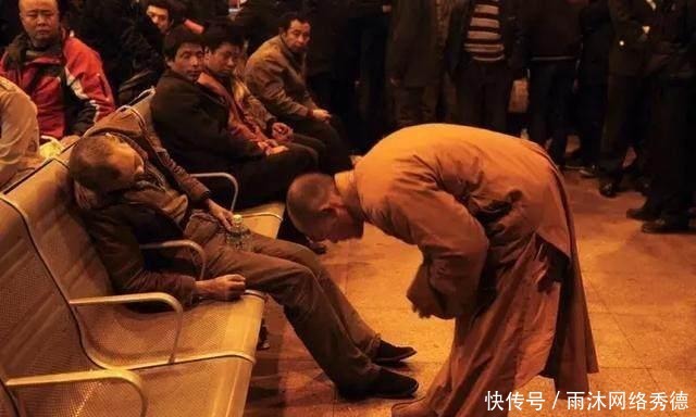 一组照片告诉你, 真正的佛教徒是怎样的